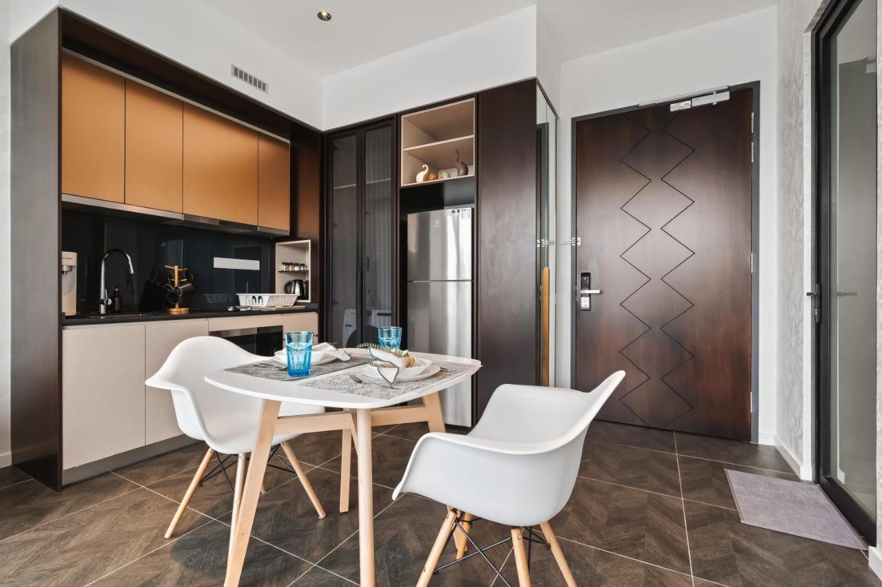 Scarletz Klcc Apartments By Soulasia クアラルンプール エクステリア 写真