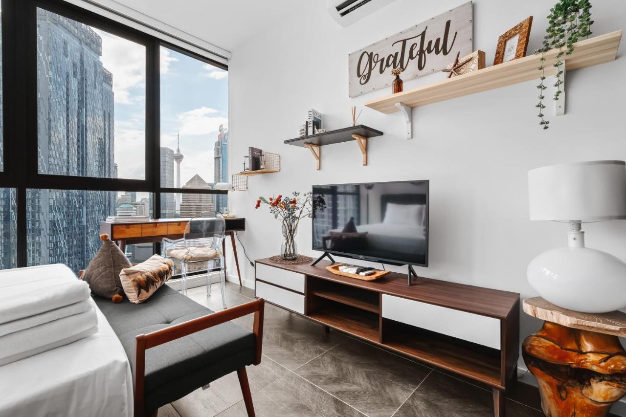 Scarletz Klcc Apartments By Soulasia クアラルンプール エクステリア 写真